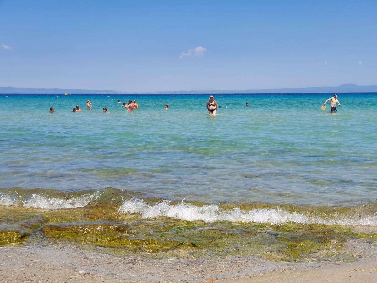 Best Summer Vacation Nea Kallikrateia Bagian luar foto